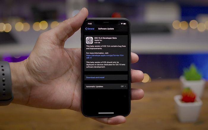 Cập nhật ngay iOS 13.4: Sửa hàng loạt lỗi nghiêm trọng cho iPhone!