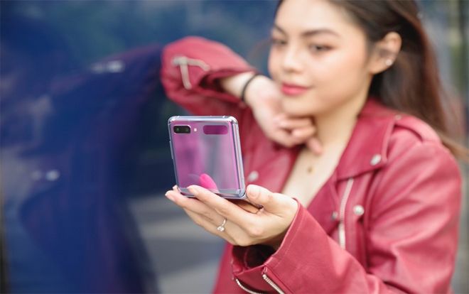 Giải mã lý do Galaxy Z Flip xứng danh siêu phẩm thời trang