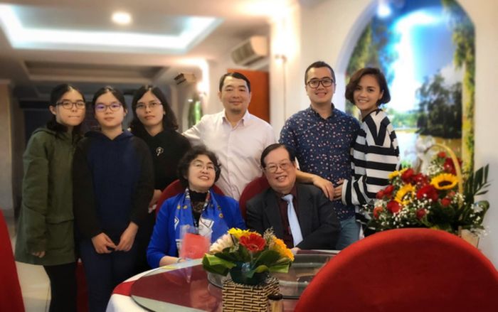 Góc thám tử: Lộ diện bạn trai Thu Quỳnh vừa dẫn về ra mắt gia đình
