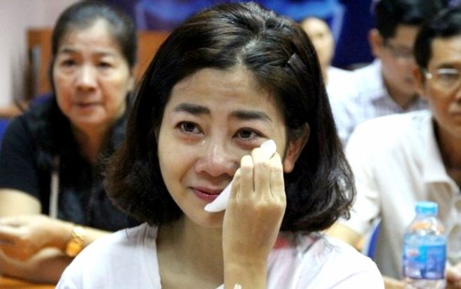 Cầu thủ, WAGs thương xót, nói lời tạm biệt diễn viên Mai Phương