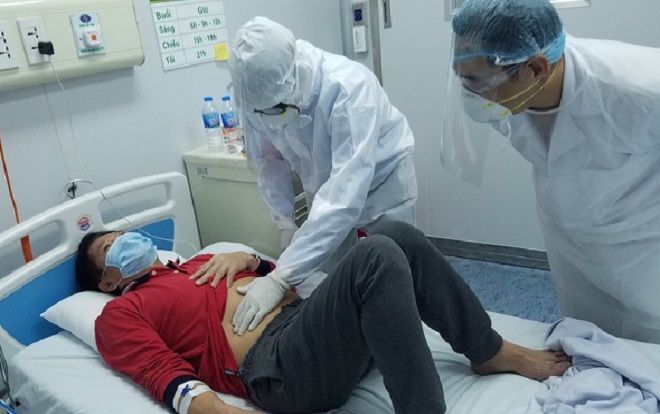 60 ca mắc COVID-19 ở Việt Nam đã âm tính lần 1, 3 bệnh nhân nặng tiến triển tốt