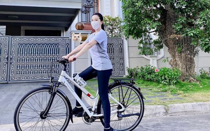 Dân mạng trầm trồ khen ngợi Bảo Thy: Vừa chăm tập thể dục lại khéo khoe căn biệt thự của gia đình