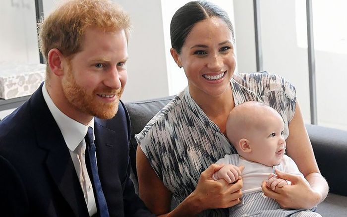 Ông Trump tuyên bố không trả phí an ninh cho nhà Sussex, vợ chồng Harry đáp trả không kiêng nể