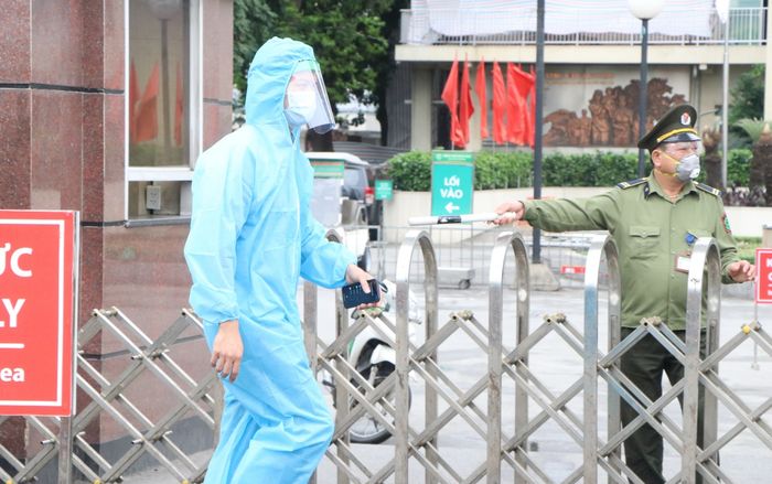 Ca nhiễm COVID-19 thứ 204 là bé trai 10 tuổi, suốt thời gian cách ly không sốt