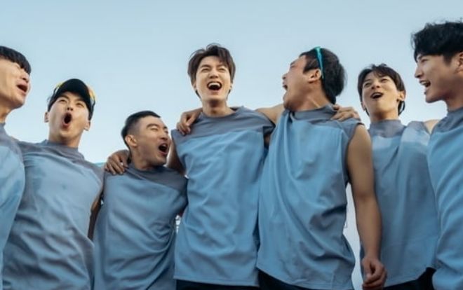 Không chỉ thần thái, Lee Min Ho còn cực kì khỏe khoắn trong 'The King: Eternal Monarch'