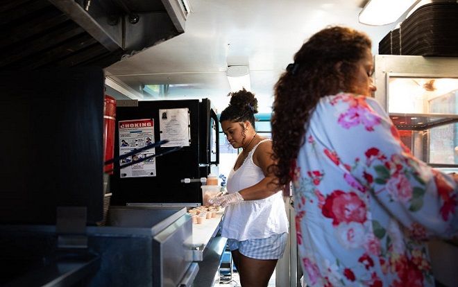 Mùa dịch Covid-19 bóc trần khoảng cách giàu nghèo của sinh viên