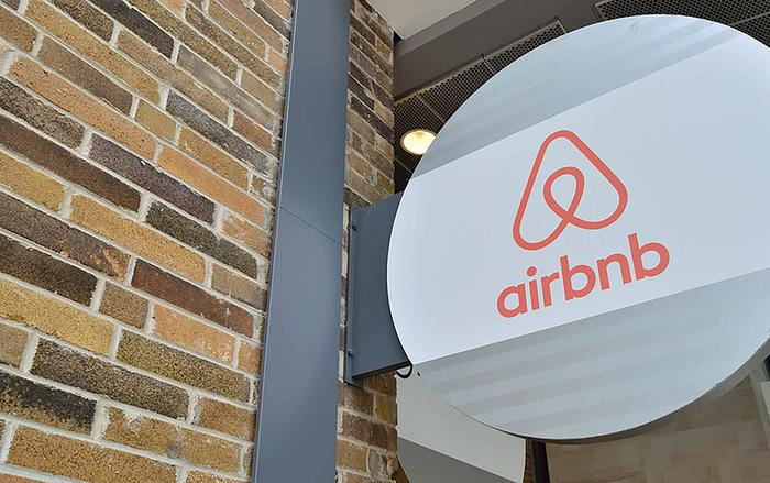 Khoản đầu tư kì lạ vào Airbnb khi COVID-19 đánh gục ngành du lịch