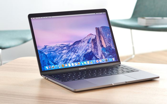MacBook Pro 13 inch với một thay đổi đáng tiền sẽ ra mắt trong tháng 5