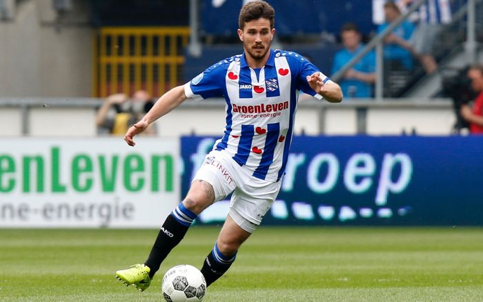 'Heerenveen có lý do để giữ lại Đoàn Văn Hậu'