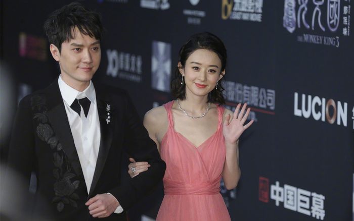 Blogger lớn livestream tiết lộ Phùng Thiệu Phong - Triệu Lệ Dĩnh ly hôn, đang trong quá trình phân chia tài sản