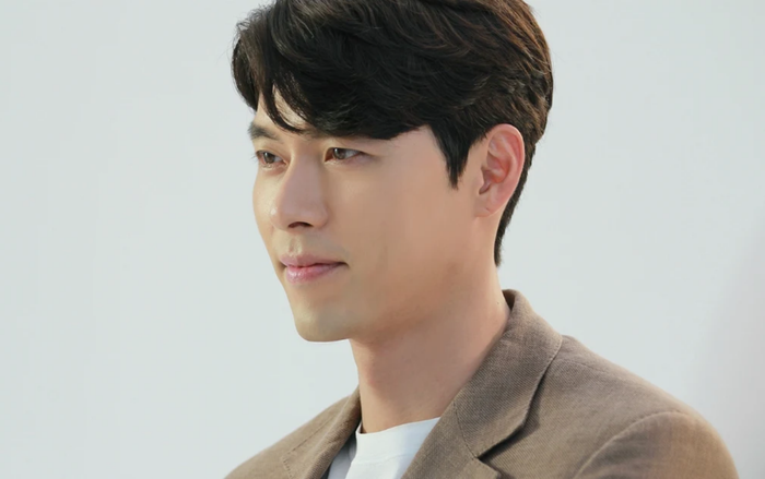 5 sự thật chưa bao giờ được tiết lộ về 'đại úy Ri' Hyun Bin, từng bị bố đánh bằng gậy bóng chày vì quá mê diễn kịch