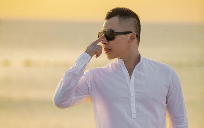 Vũ Khắc Tiệp chia sẻ bản thân đã 'thất thoát' nửa tỷ đồng sau khi trải qua 4 lần cách ly vì Covid-19