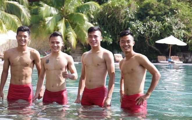 Cận cảnh những hình xăm của Quang Hải, ngôi sao thích xăm trổ