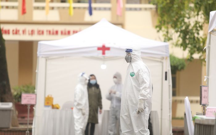 Việt Nam không ghi nhận thêm ca nhiễm COVID-19 trong 12 giờ qua, nam phi công Vietnam Airlines nguy kịch
