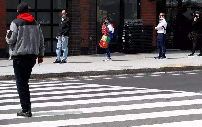 Mỹ có thể cần giãn cách xã hội tới 2022 nếu chưa có vaccine điều trị COVID-19