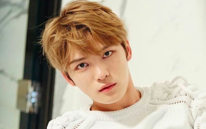 Kim JaeJoong tham gia quyên góp mặt nạ cho các tổ chức y tế để ngăn chặn COVID-19