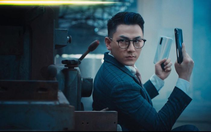 Isaac với vũ khí đặc biệt chiến thắng kẻ địch trong phim ngắn dành tặng khán giả