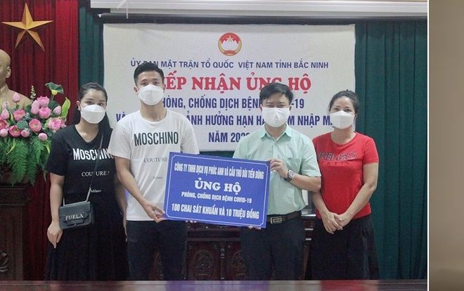 Bùi Tiến Dũng tiếp tục quyên góp phòng chống dịch Covid-19