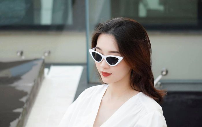 Đặng Thu Thảo khoe nhan sắc đỉnh cao thế nhưng cư dân mạng vẫn 'quả quyết' Hoa hậu hiện đang mang thai nhờ chi tiết đặc biệt