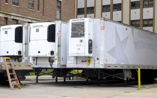 Ngừng chôn cất tập thể, New York đông lạnh thi thể nạn nhân COVID-19