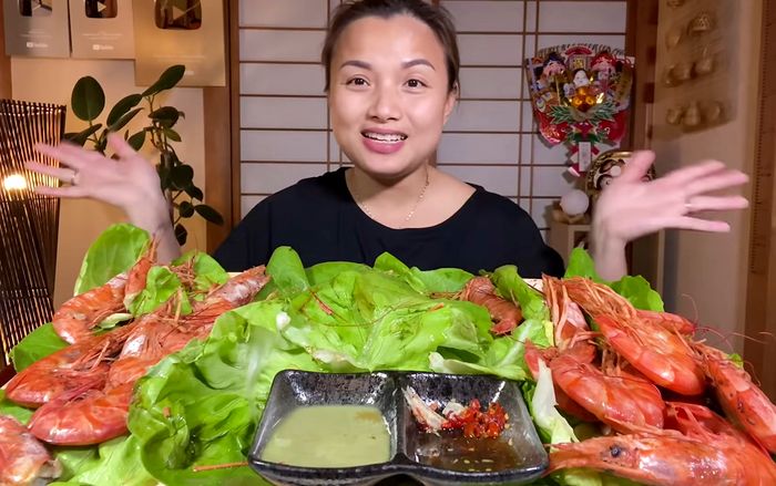 Quỳnh Trần JP hé lộ số tiền kiếm được từ YouTube: Không thực sự khủng như mọi người từng nghĩ!
