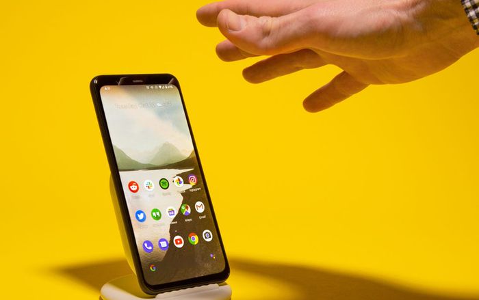 Vì sao Google vẫn đổ tiền vào mảng phần cứng dù thế thống trị đã về tay Apple?