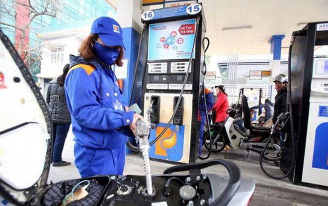 Giá xăng tiếp tục giảm từ 15h hôm nay