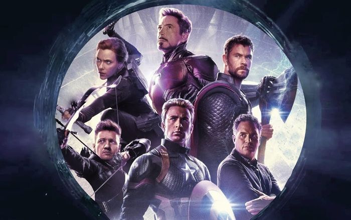 Không phải trên màn ảnh, sáu ngôi sao Avengers đã gặp lại nhau tại đâu?