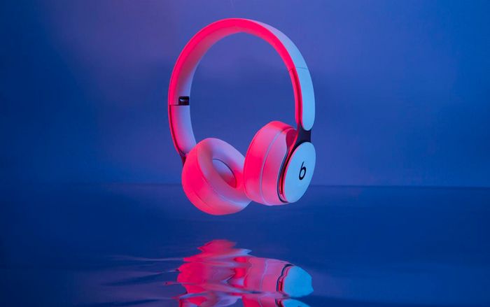 Tất cả những gì chúng ta đã biết về chiếc tai nghe chưa từng có trong lịch sử Apple