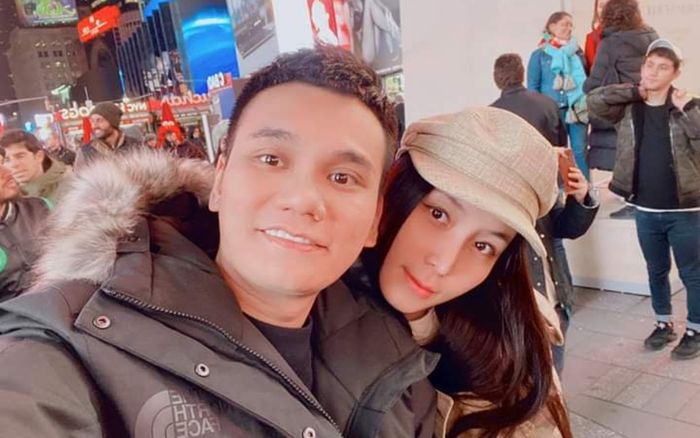 Tin vui nối tiếp tin vui: Khắc Việt thông báo bà xã mang thai sinh đôi