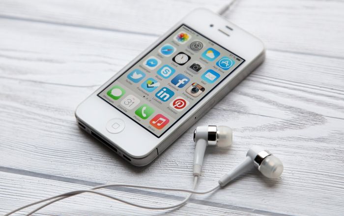 Apple bồi thường 18 triệu USD cho người dùng iPhone cũ