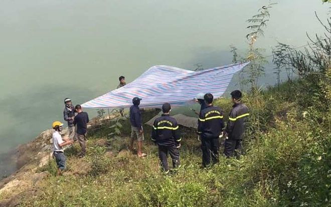 Nữ sinh lớp 8 nghi nhảy cầu tự tử trong đêm