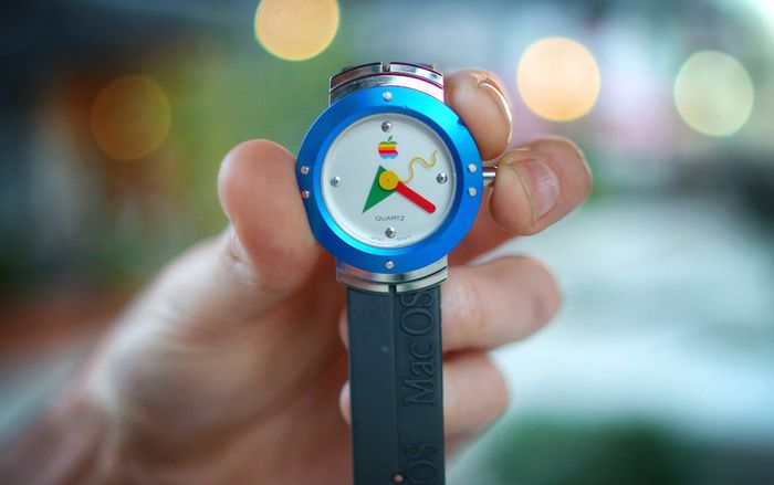 Choáng váng với mẫu đồng hồ Apple Watch đầu tiên: Hoàn toàn không như bạn nghĩ!