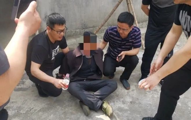 Hung thủ giết cả gia đình 3 người sa lưới sau 22 năm lẩn trốn