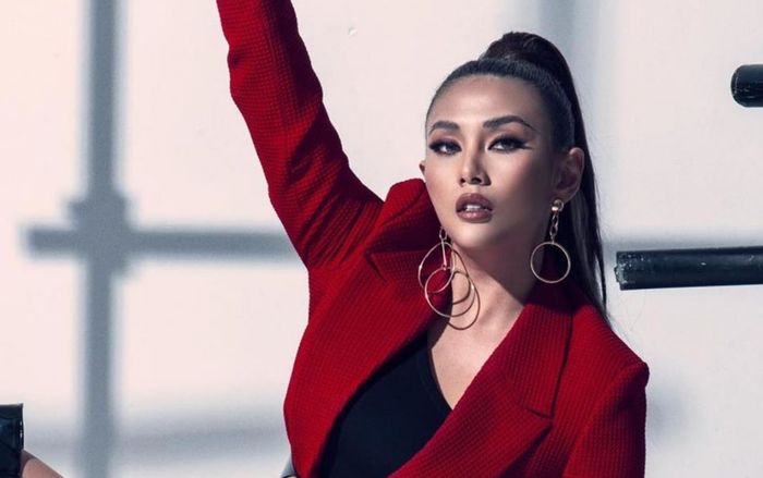 Võ Hoàng Yến vui mừng trước dự án 2000 máy thở tặng Việt Nam điều trị COVID-19, fan nói rằng 'người Việt thật giỏi'