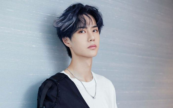 Nhìn hình ảnh này để hiểu vì sao Vương Nhất Bác lại tức giận với hành vi của fan cuồng đến thế!