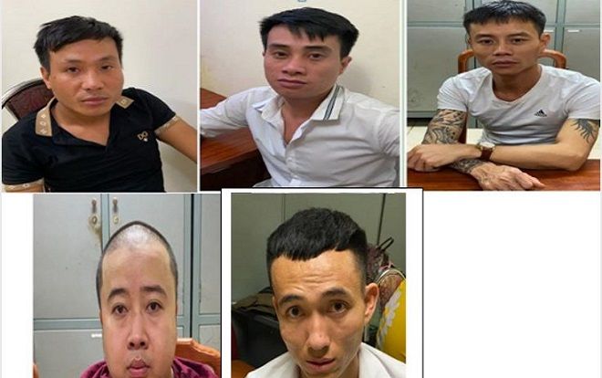 Nhóm 5 người đàn ông gọi thêm 7 cô gái đến nhà nghỉ để cùng 'phê' ma túy