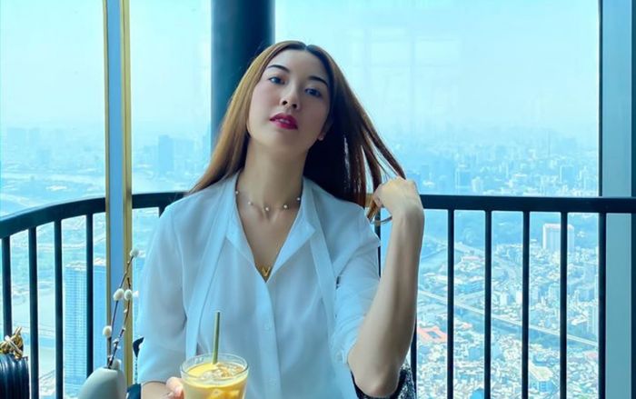 Thuý Vân lần đầu công khai chuyện cầu hôn: 'Lúc được anh ấy cầu hôn, cảm xúc vỡ òa bất ngờ nhưng cũng rất sẵn sàng'