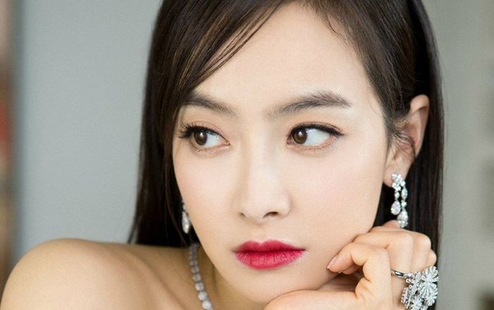 Thành viên f(x) - Victoria tung loạt ảnh teaser sau hai năm vắng bóng khỏi làng âm nhạc