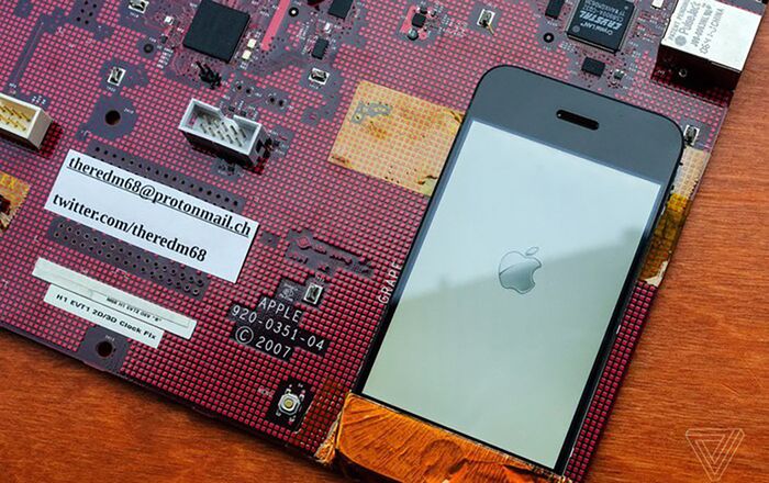 Cận cảnh nguyên mẫu đầu tiên của iPhone được thử nghiệm