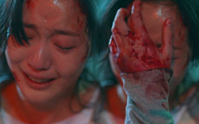 Preview đẫm máu tập 11 của Quân vương bất diệt, Kim Go Eun bất lực vì cứu Lee Min Ho?