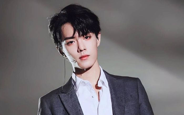 Fan Tiêu Chiến gọi điện phá rối tổng biên tập trường trung học vì dám đăng bài ảnh hưởng đến thần tượng