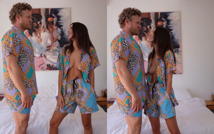 Thiên thần nội y diện đồ đôi với chồng nhưng không quên 'thả rông' vòng 1