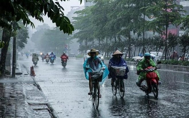 Ngày mai Bắc Bộ có mưa giông, cảnh báo lốc và mưa đá