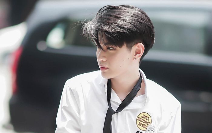 Đào Bá Lộc bị bạn thân bóc phốt thiếu chuyên nghiệp, nhưng khán giả lại soi ra chiêu trò PR MV mới?