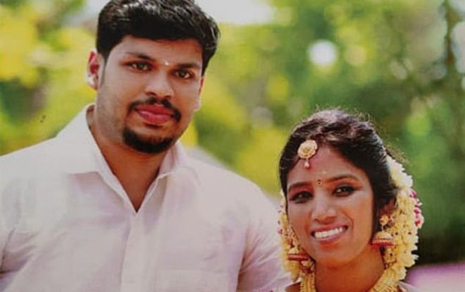 Sợ ly dị mất hết của hồi môn, gã đàn ông thả rắn độc giết chết vợ