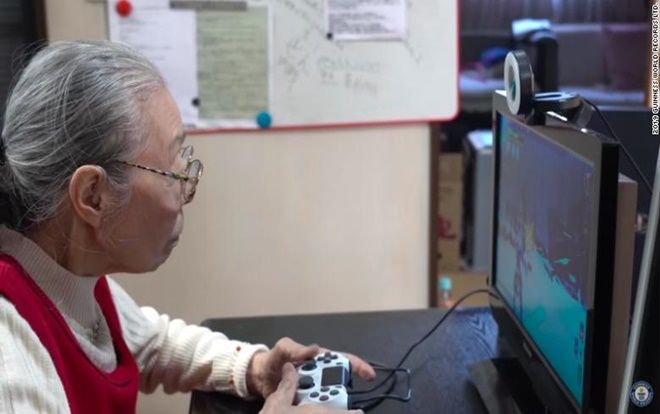Cụ bà 90 trở thành game thủ lớn tuổi nhất thế giới với kỹ năng 'thần sầu'