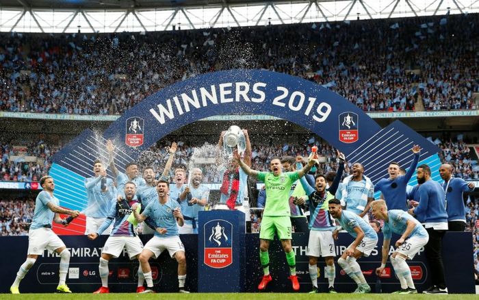 Bóng đá Anh xuất hiện trận đấu đặc biệt nhất châu Âu