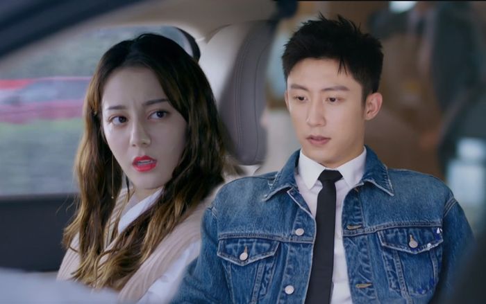 Tập 17 'Hạnh phúc trong tầm tay': Chia tay Hoàng Cảnh Du, Địch Lệ Nhiệt Ba bị anh đì sấp mặt