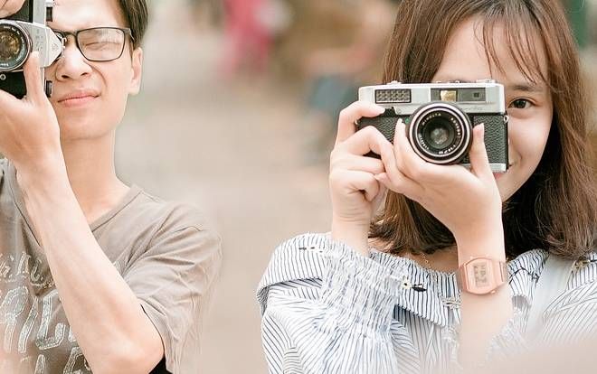 Chân ái năm 2020 khác gì với những tình yêu năm 2000?